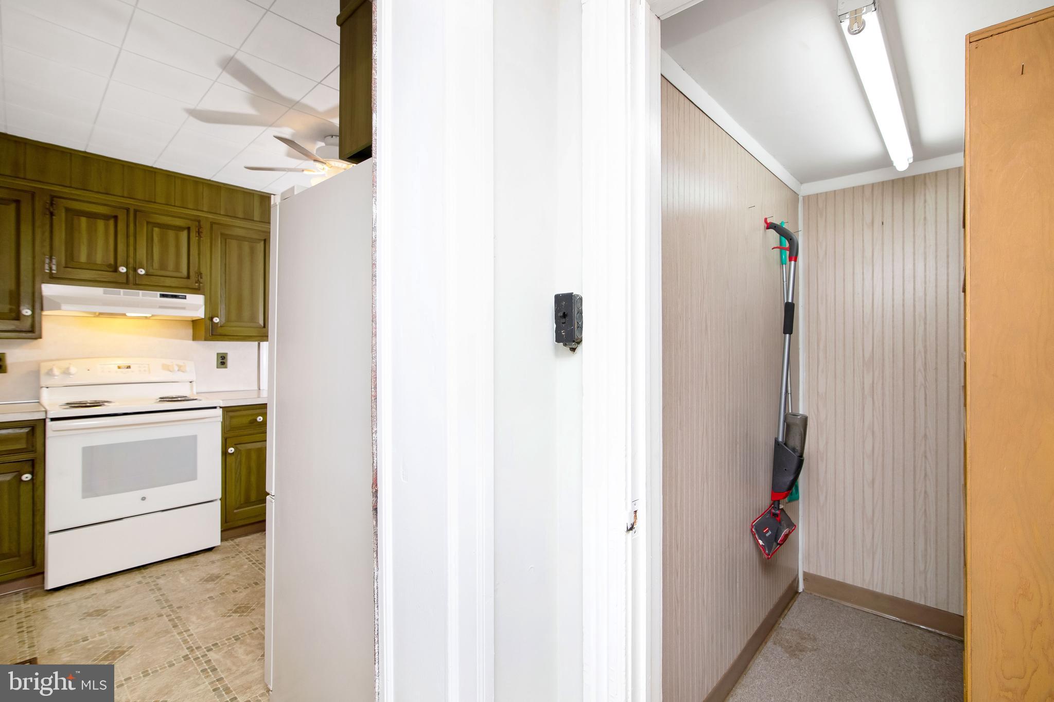 15 Gibbsboro Road Clementon, NJ 08021 - Photo 21 of 48