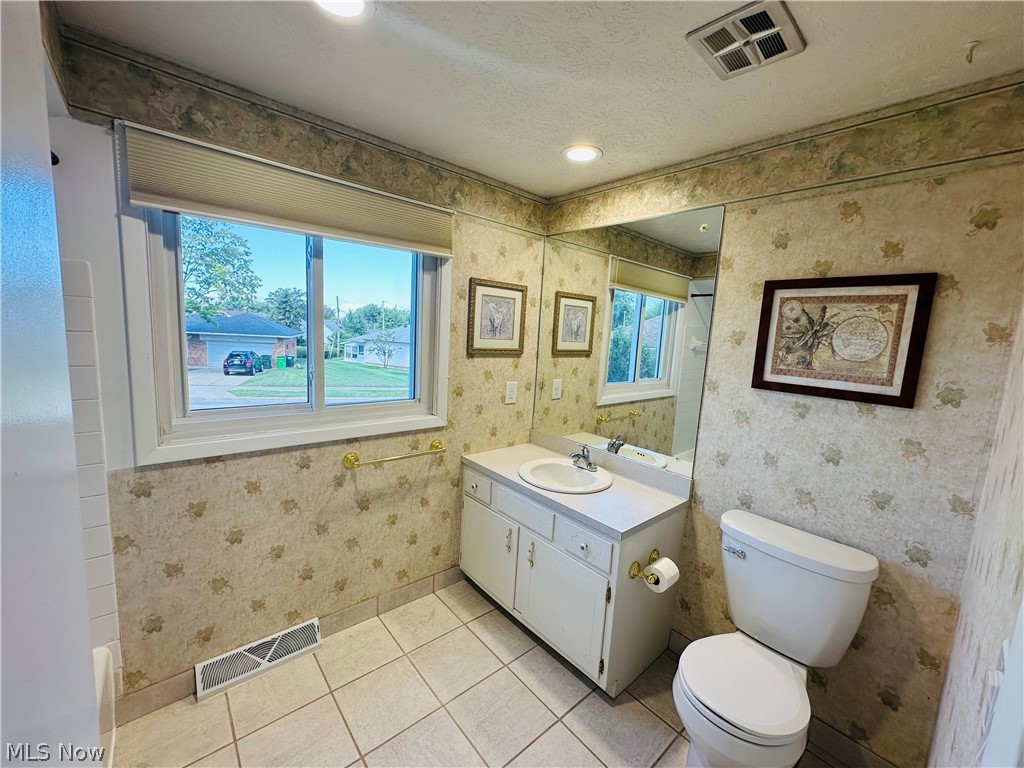 1869 Empire Road Wickliffe, OH 44092 - Photo 9 of 18 Gallery Image 9