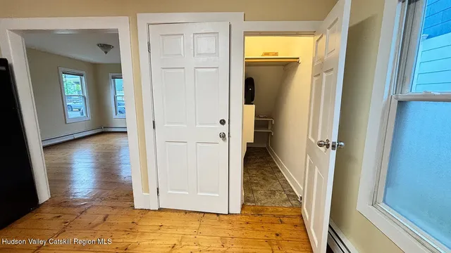 $2,150 | 30 8th Street, Unit 1, Hudson, NY 12534