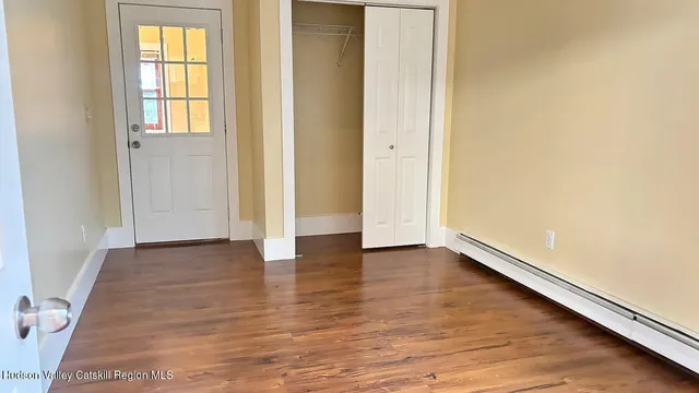 $2,150 | 30 8th Street, Unit 1, Hudson, NY 12534