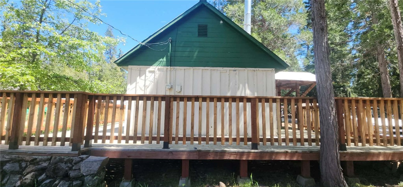 7515 Abner Lane Forest Ranch, CA 95942 - Photo 5 of 65 a backyard of a house with table and chairs