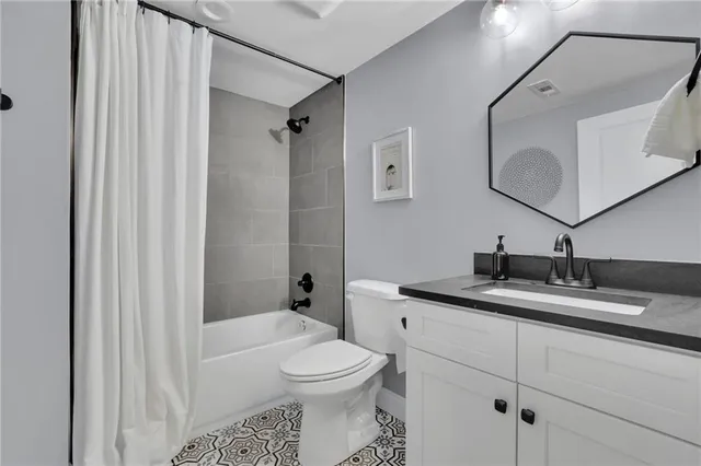 $1,675,000 | 12867 Etris Walk, Roswell, GA 30075