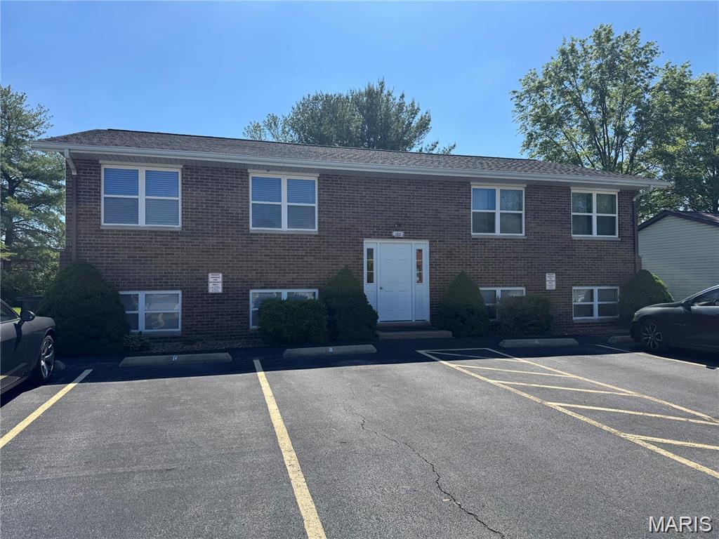 106 Osterhage Drive, Unit B Waterloo, IL 62298 - Photo 1 of 9