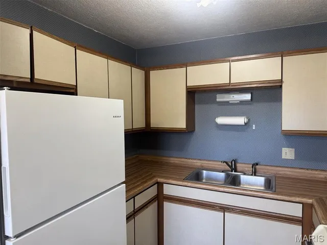 $895 | 106 Osterhage Drive, Unit B, Waterloo, IL 62298