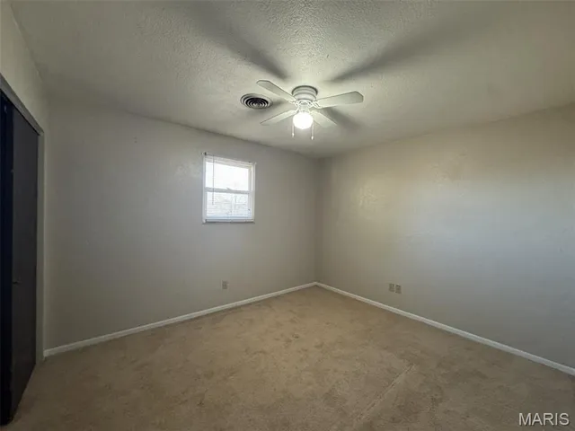 $895 | 106 Osterhage Drive, Unit B, Waterloo, IL 62298