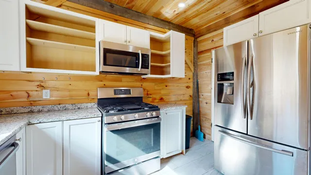 $250,000 | 65 Church Street, Bryant Pond, ME 04219