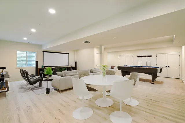 $1,999,000 | 1060 Cedar Lane, Northbrook, IL 60062