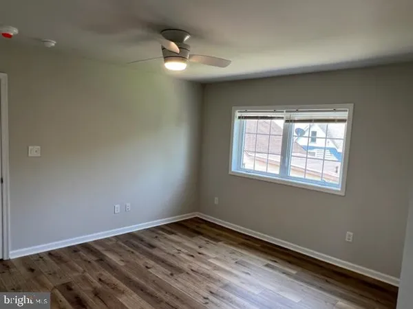 en empty room with window
