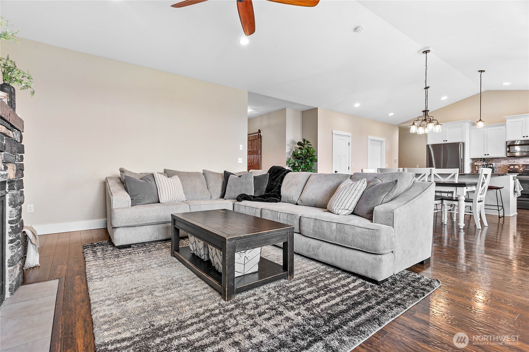 715 Red Maple Loop Everson, WA 98247 - Photo 3 of 38