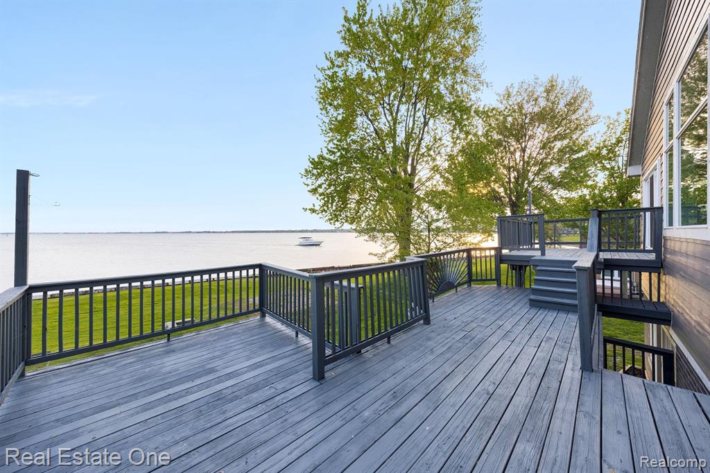 48712 Point Lakeview Street Chesterfield, MI 48047 - Photo 58 of 71