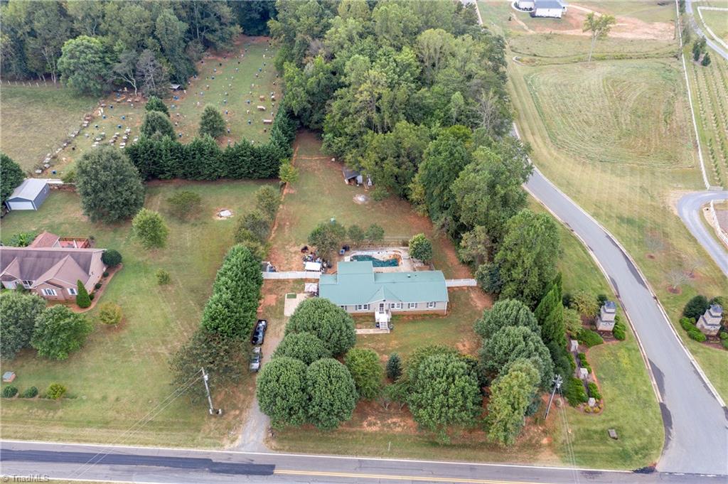 1773 Angell Road Mocksville, NC 27028 - Photo 14 of 16 Gallery Image 14
