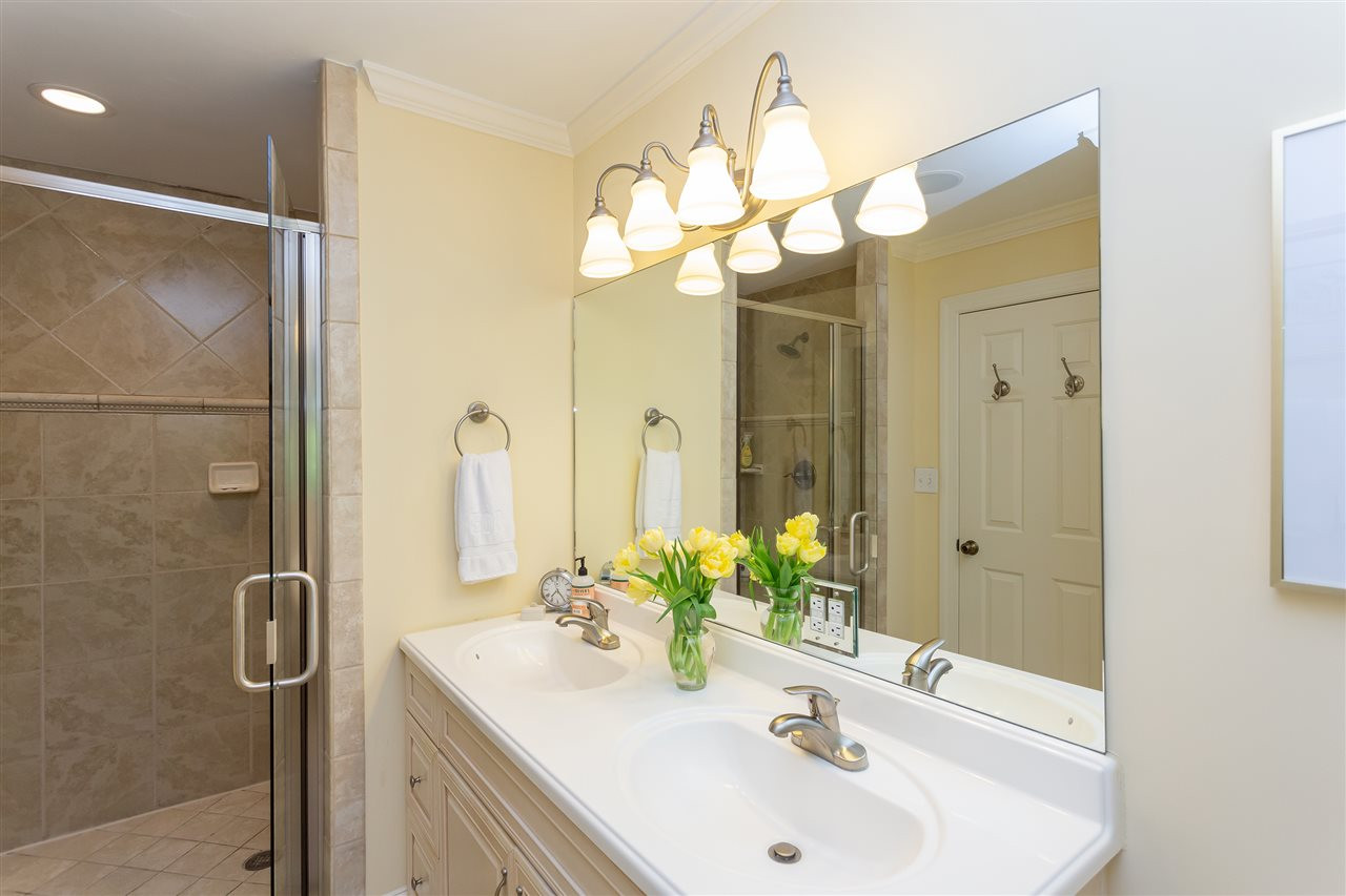 2504 Oxford Road Raleigh, NC 27608 - Photo 23 of 30 Photo 23