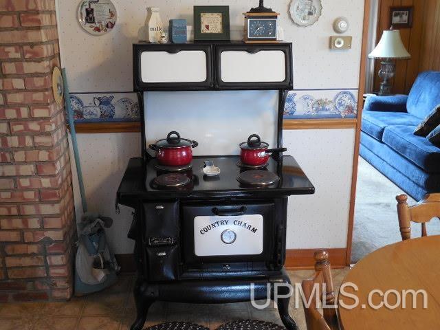 8628 Rousseau Road Mass City, MI 49948 - Photo 6 of 20