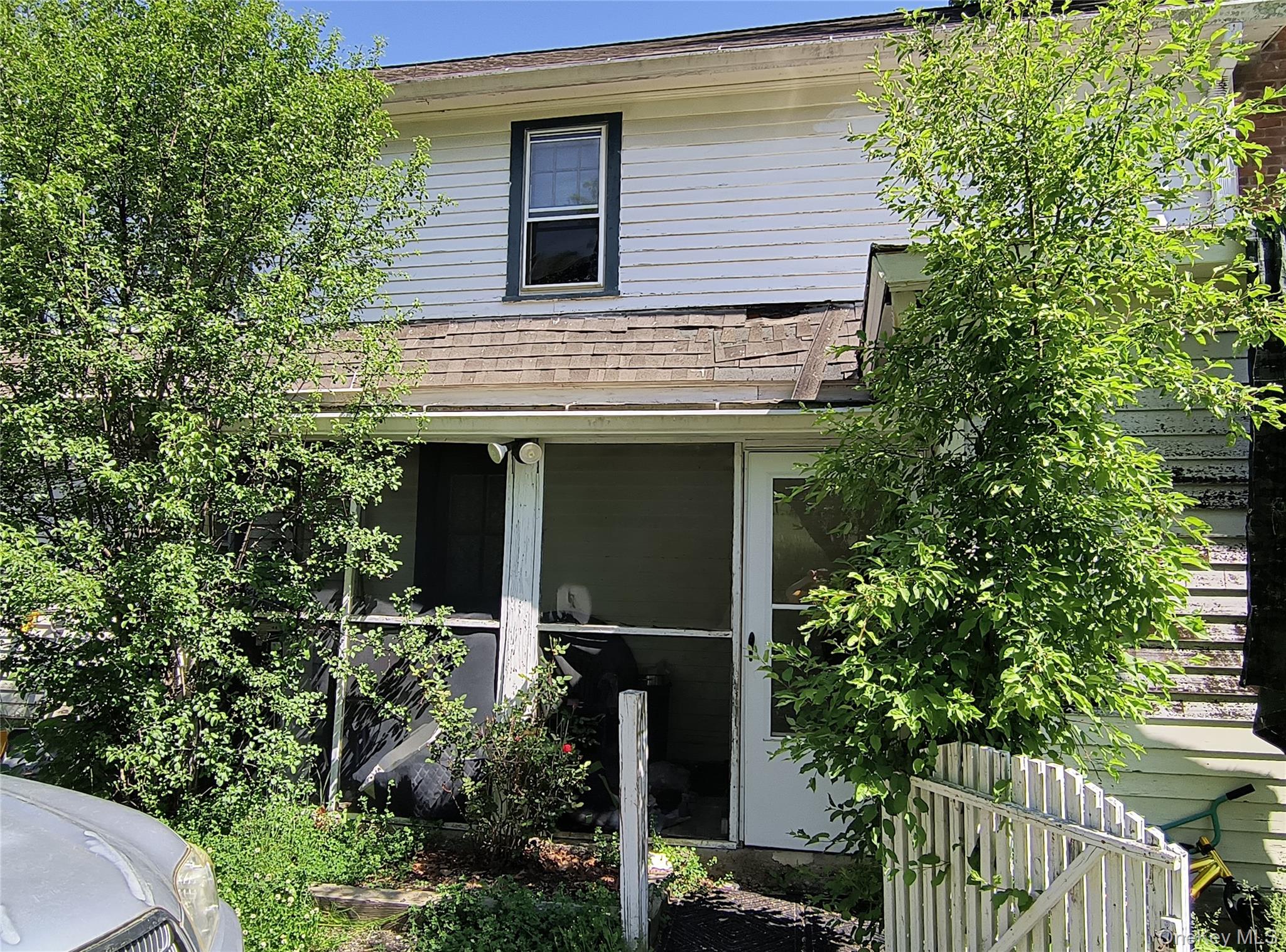 210 Manchester Road Poughkeepsie, NY 12603 - Photo 2 of 21