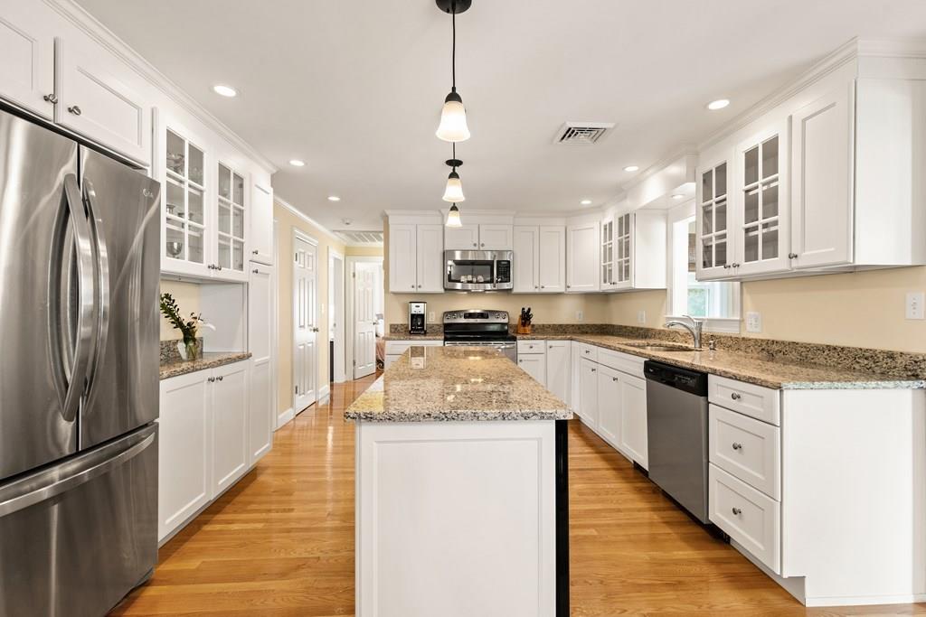 108 Edgewood Road Westwood, MA 02090 - Photo 13 of 32 Gallery Image 13
