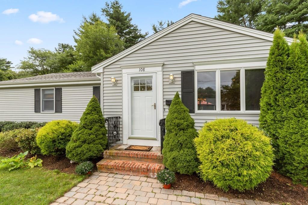 108 Edgewood Road Westwood, MA 02090 - Photo 28 of 32 Gallery Image 28