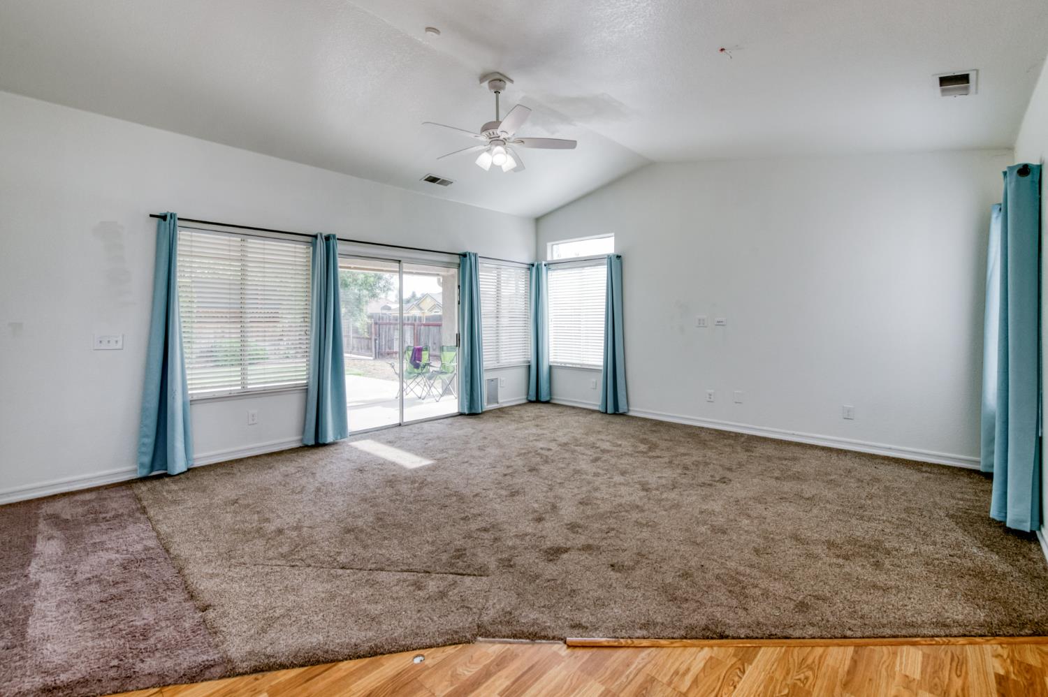 1810 North Jasmine Avenue Reedley, CA 93654 - Photo 5 of 36 Gallery Image 5