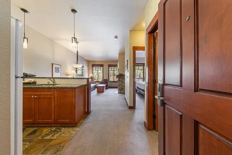 $595,000 | 1985 Olympic Vly Road, Unit 418, Olympic Valley, CA 96146