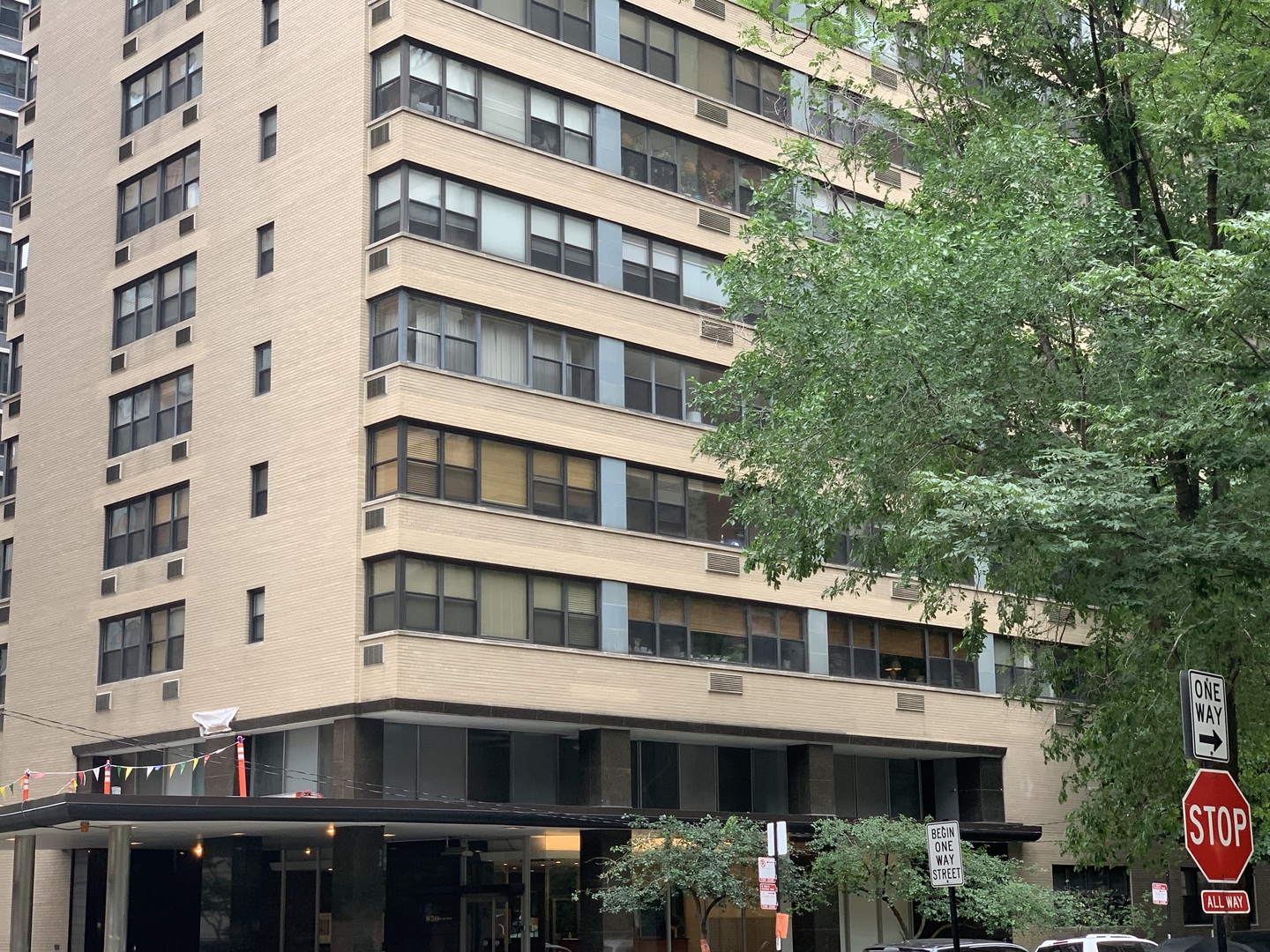 850 North Dewitt Place, Unit 7G, Chicago, IL 60611 Compass