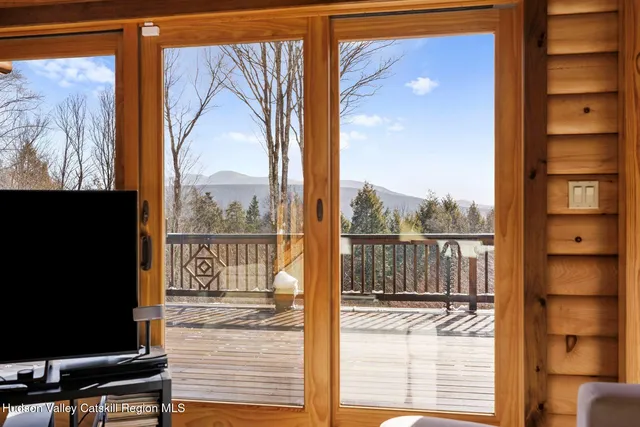 $1,300,000 | 42 North Ridge Extension, Windham, NY 12496