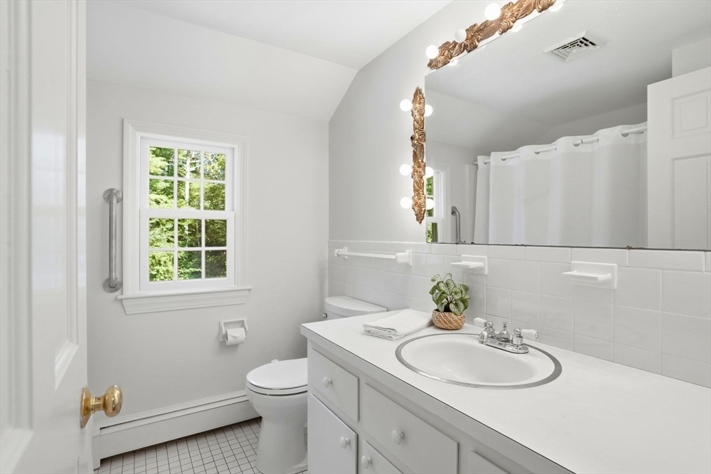 297 Holly Road Marshfield, MA 02050 - Photo 23 of 34