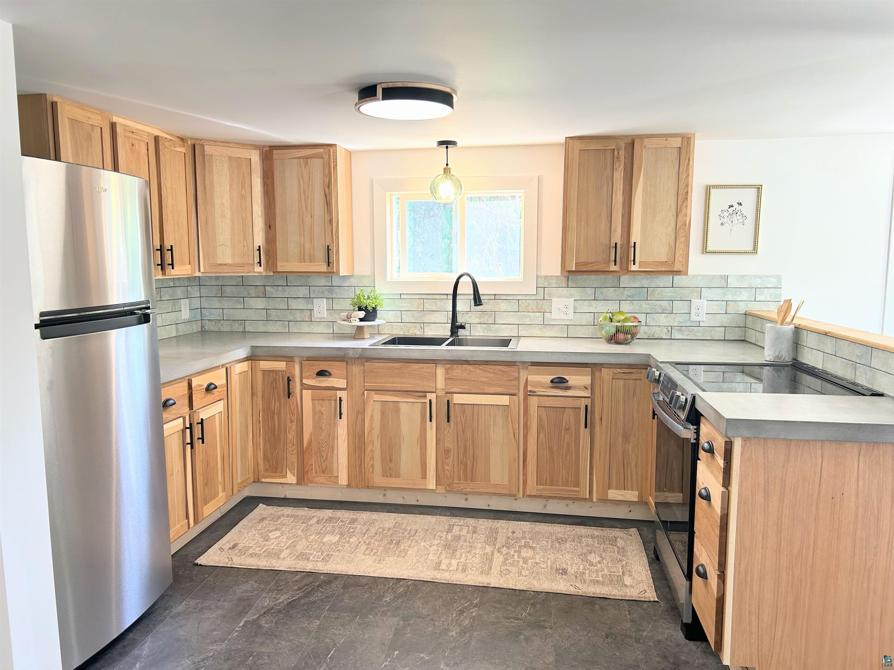 5260 Midway Road Duluth, MN 55811 - Photo 10 of 28