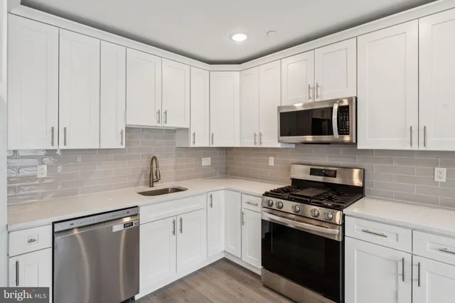 $1,500 | 1309 South 52nd Street, Unit 2, Philadelphia, PA 19143