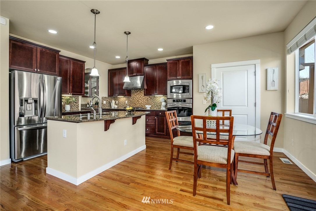 3619 222nd Place Southeast Bothell, WA 98021 - Photo 8 of 33