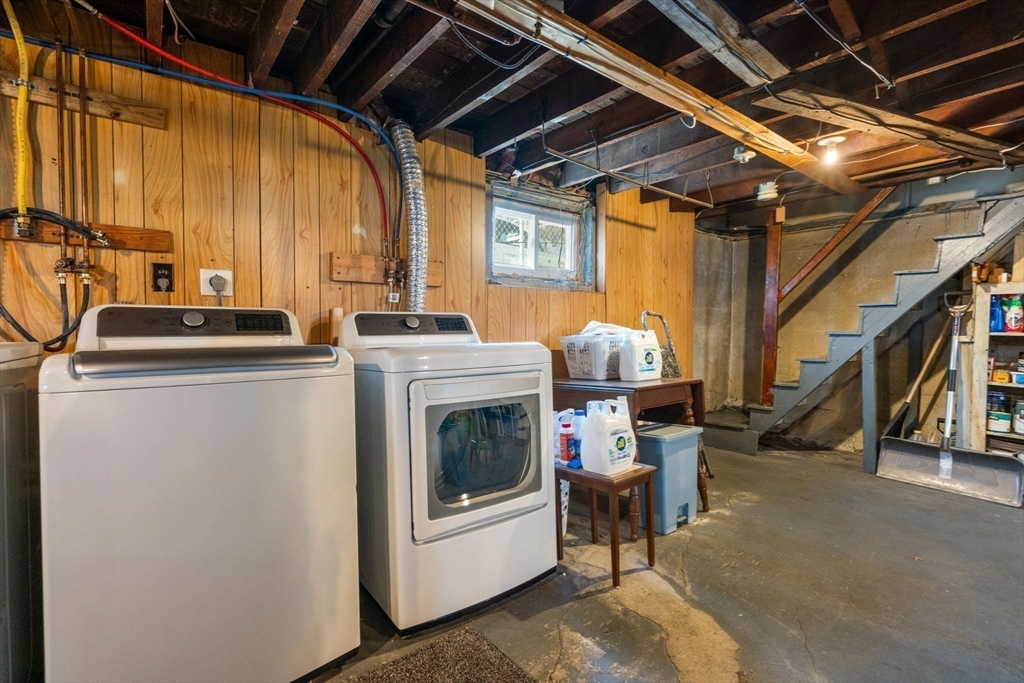 41 Governor Winthrop Road, Unit 1 Somerville, MA 02145 - Photo 18 of 20