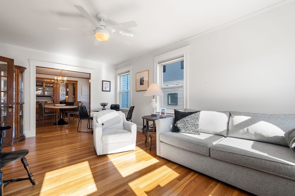 41 Governor Winthrop Road, Unit 1 Somerville, MA 02145 - Photo 7 of 20