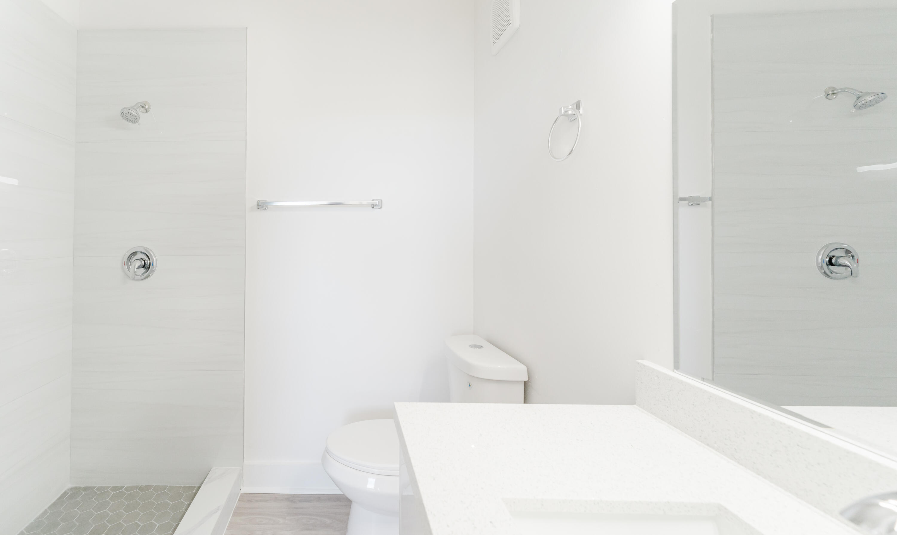 20889 St Andrews Boulevard Boca Raton, FL 33433 - Photo 22 of 46 a bathroom with a bathtub