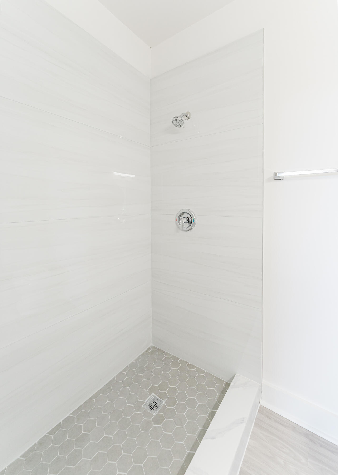 20889 St Andrews Boulevard Boca Raton, FL 33433 - Photo 23 of 46 a small space with a shower