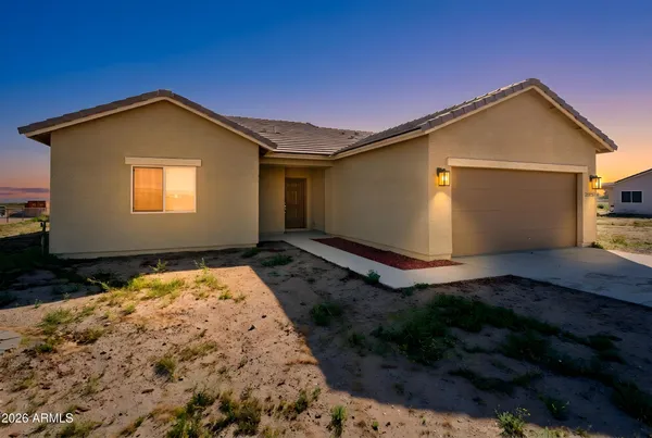 $399,000 | 21333 West Sleepy Ranch Road, Wittmann, AZ 85361