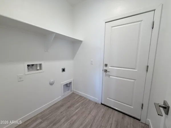 $399,900 | 21333 West Sleepy Ranch Road, Wittmann, AZ 85361