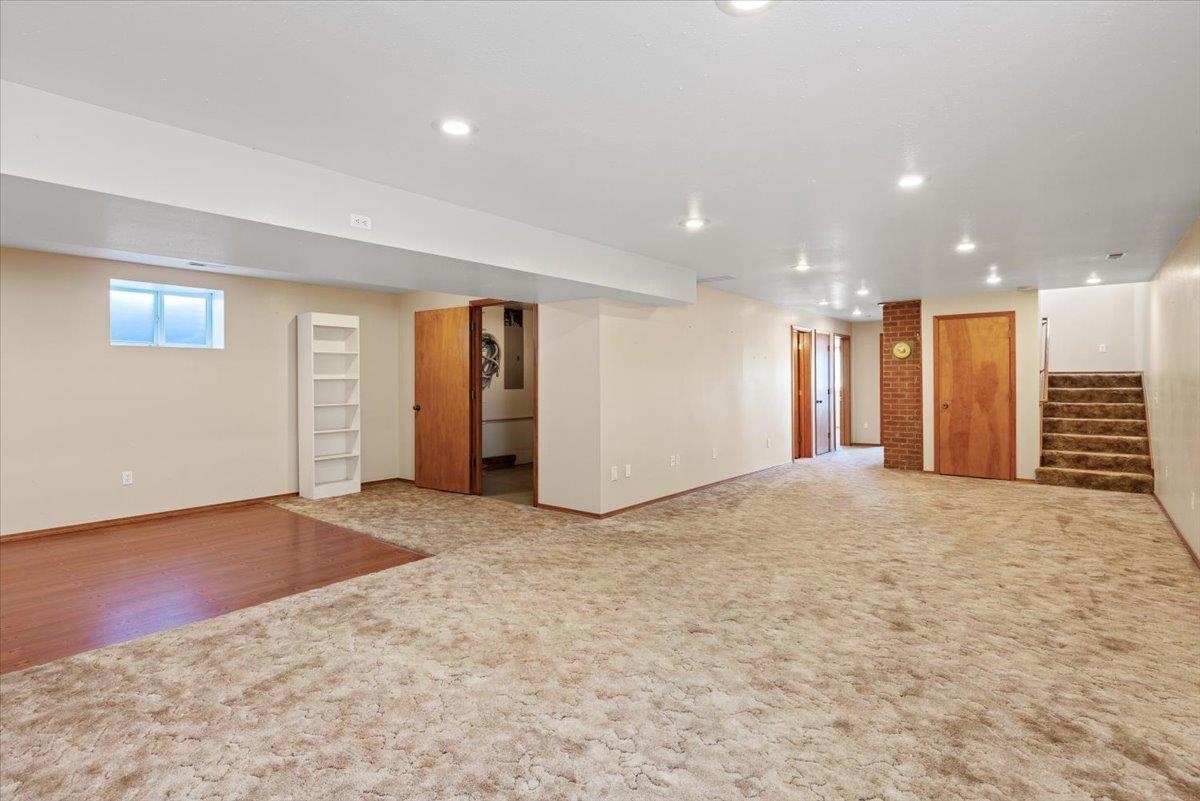 20328 West Jacobs Road Spokane, WA 99224 - Photo 17 of 36