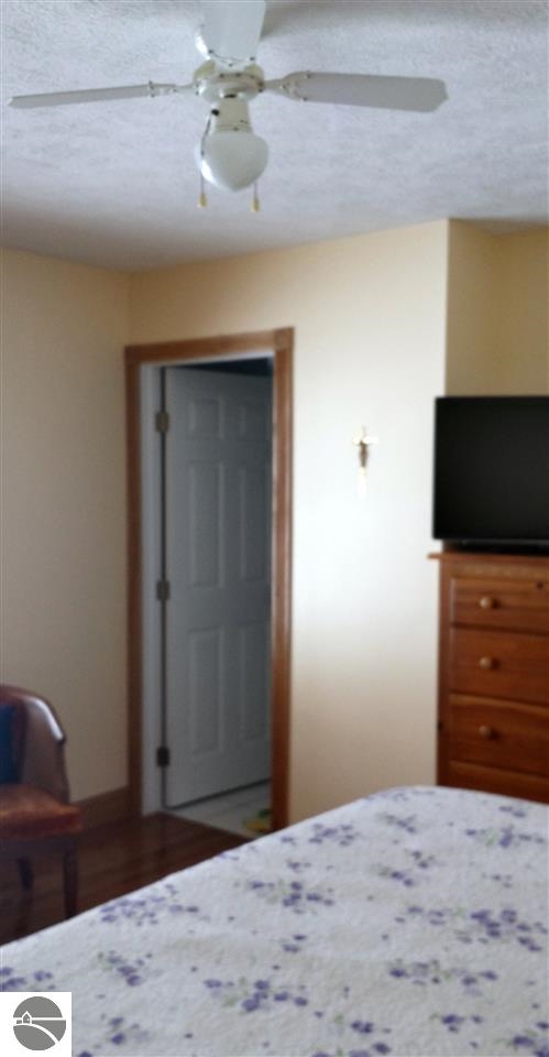 3803 Prouty Road Traverse City, MI 49686 - Photo 9 of 26 1782026-8.JPG