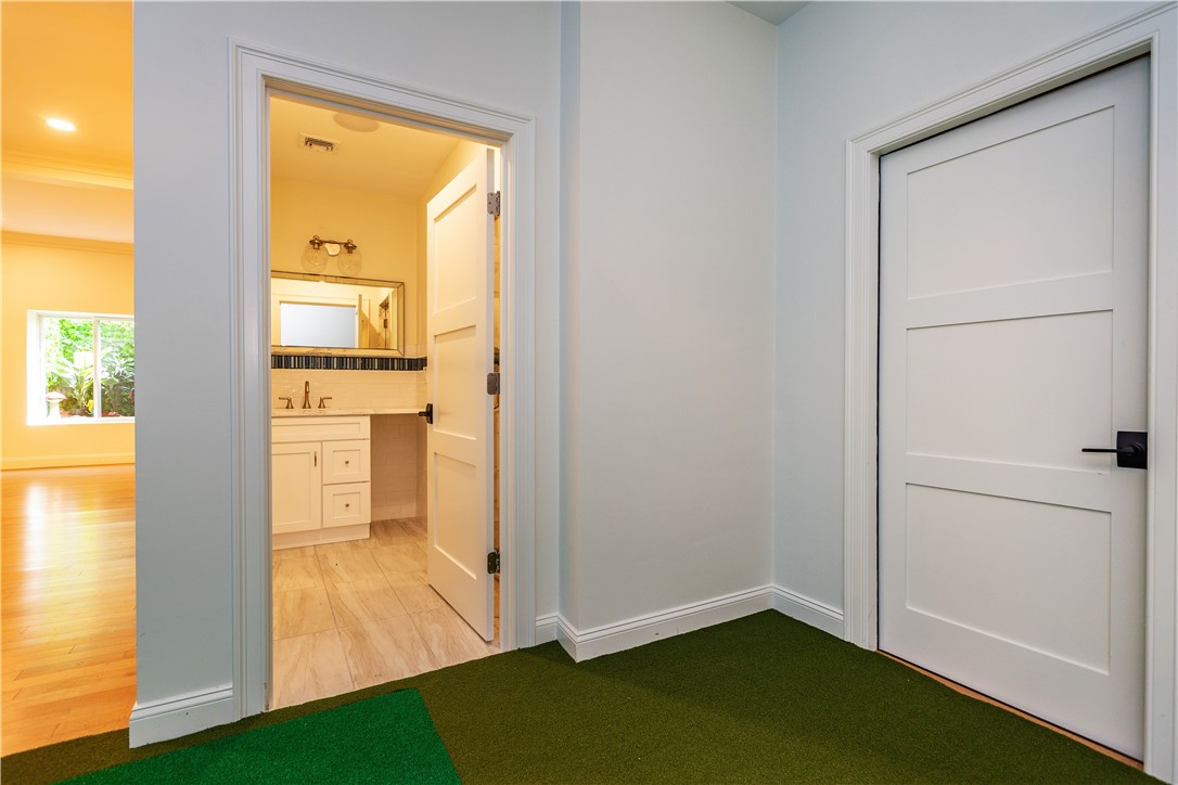 15 Hampton Road, Unit 20 Coventry, RI 02816 - Photo 44 of 50