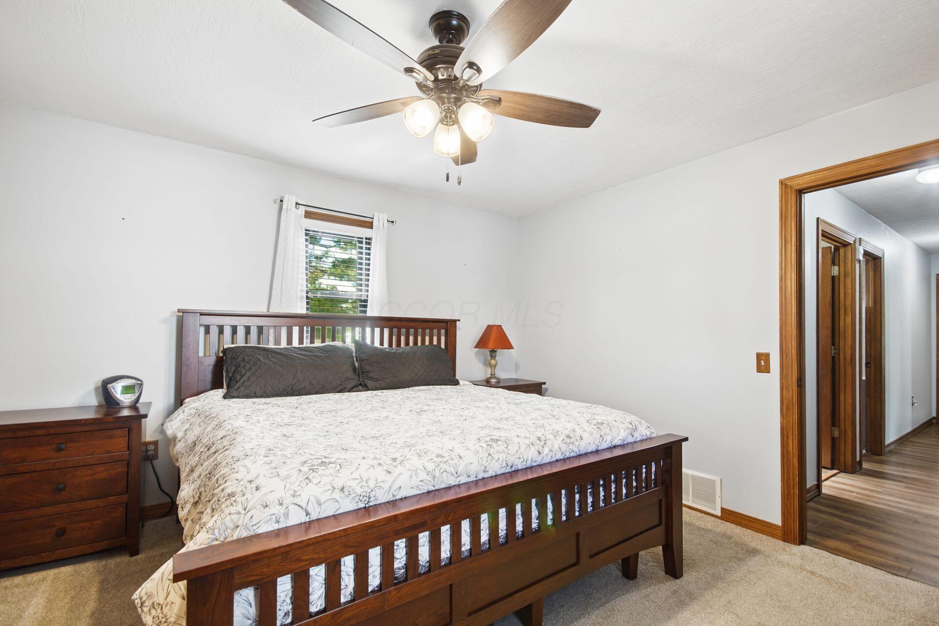 3166 Kropp Road Grove City, OH 43123 - Photo 24 of 70 Primary Suite