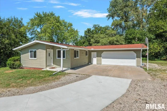 $239,000 | 17279 River View Road, Petersburg, IL 62675