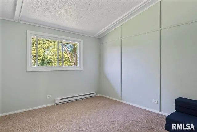 $239,000 | 17279 River View Road, Petersburg, IL 62675