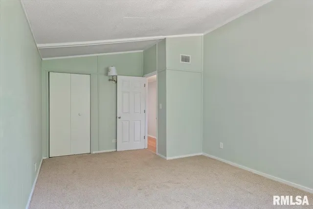 $239,000 | 17279 River View Road, Petersburg, IL 62675