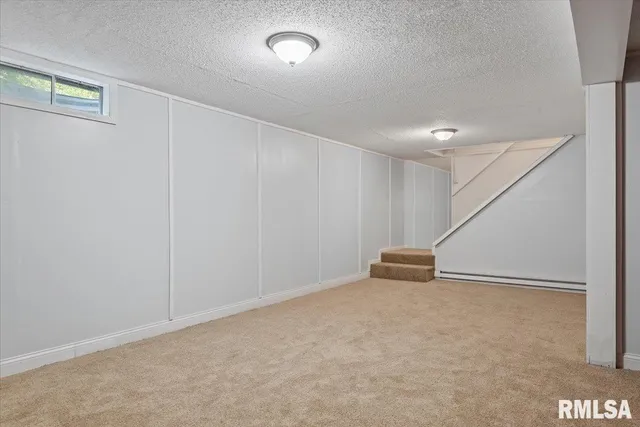 $239,000 | 17279 River View Road, Petersburg, IL 62675