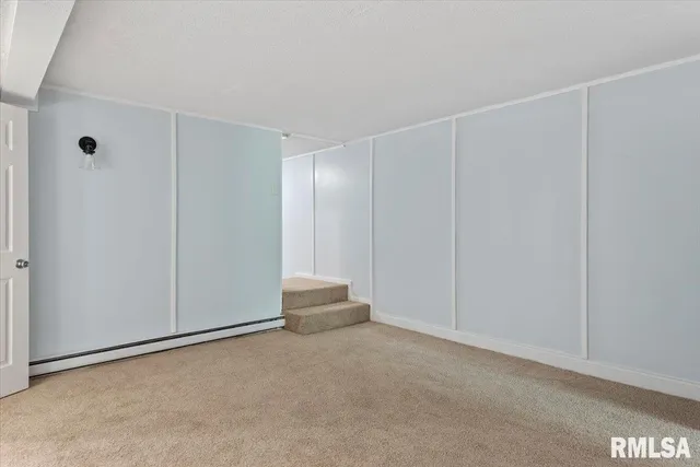 $239,000 | 17279 River View Road, Petersburg, IL 62675