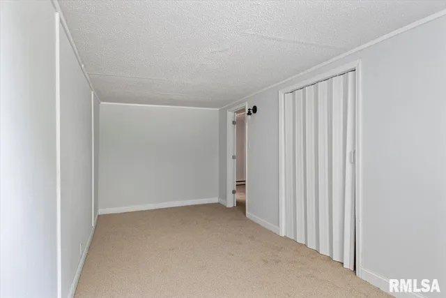 $239,000 | 17279 River View Road, Petersburg, IL 62675