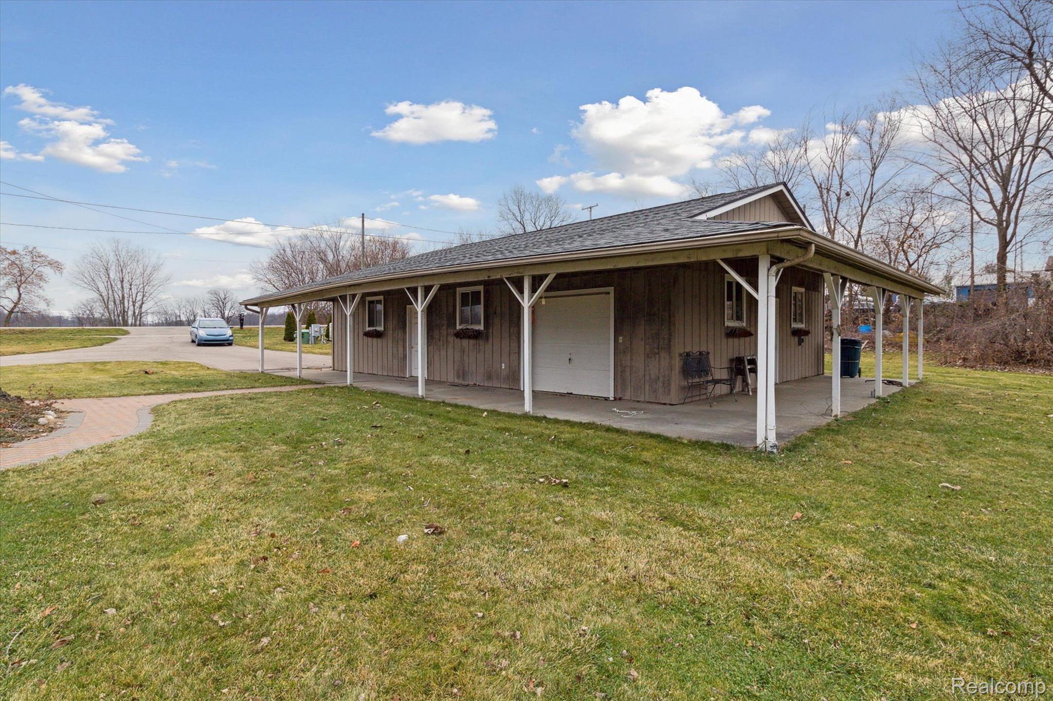 15448 Lobdell Road Linden, MI 48451 - Photo 49 of 63 Gallery Image 49