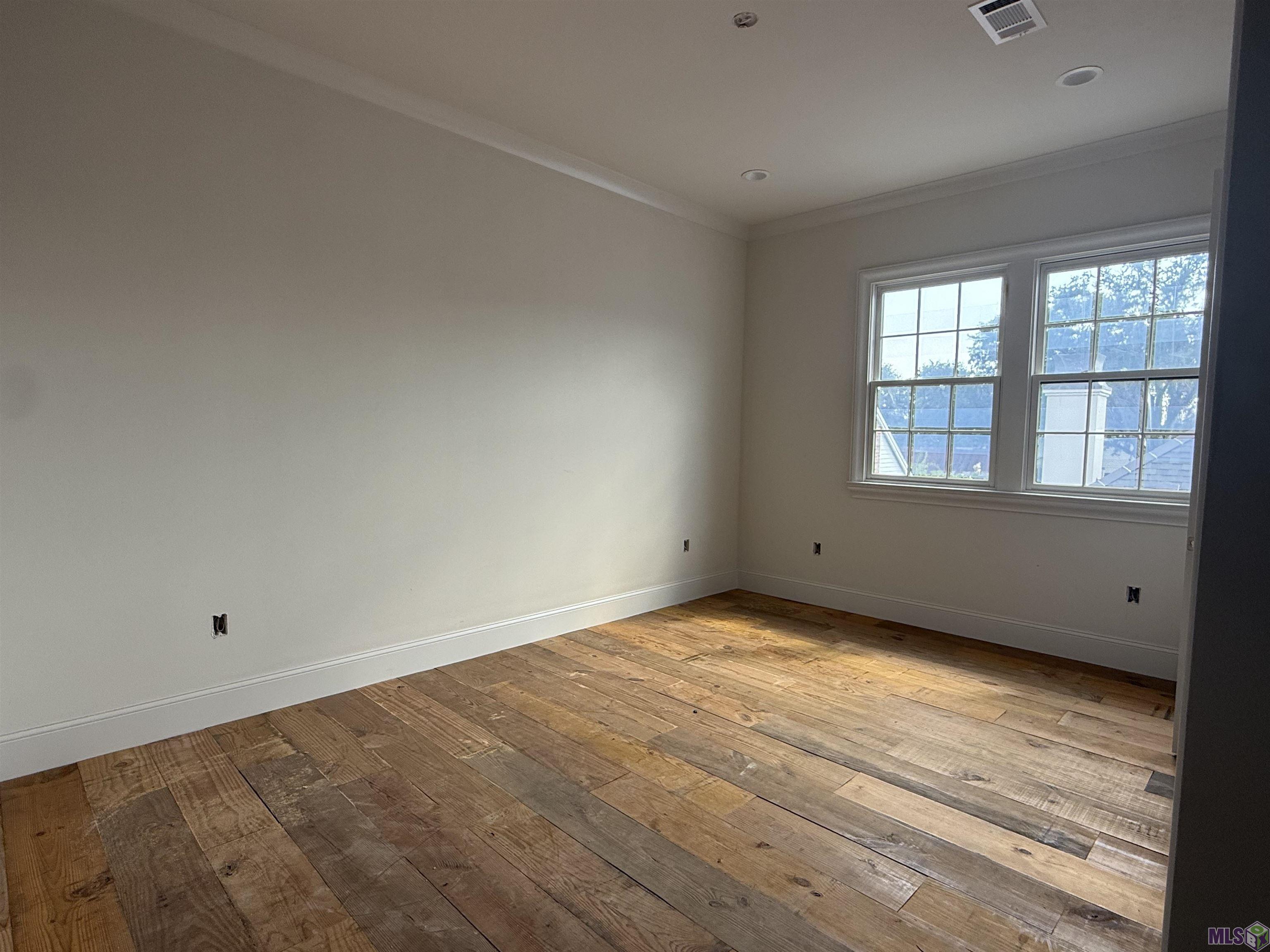 11541 Cypress Barn Drive Baton Rouge, LA 70810 - Photo 22 of 27 Upstairs bedroom 4