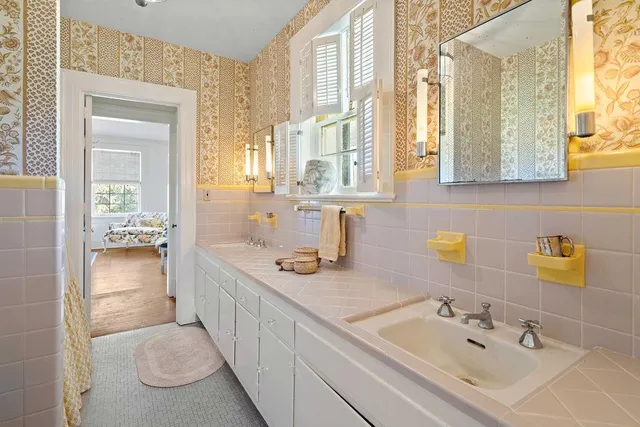 $1,049,000 | 10296 Highway 190, Hammond, LA 70403