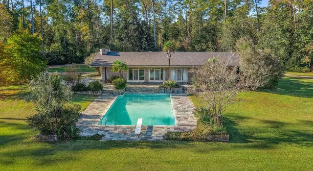 $1,049,000 | 10296 Highway 190, Hammond, LA 70403