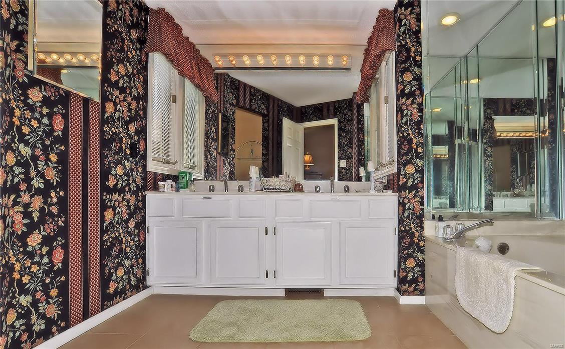 943 Hemingway Lane Weldon Spring, MO 63304 - Photo 10 of 20