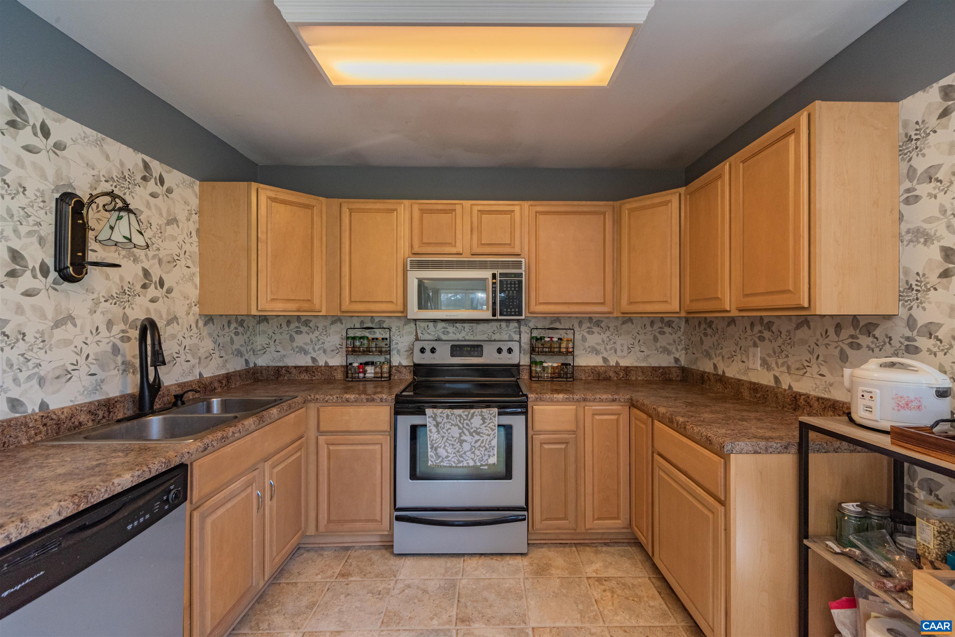 795 Matthew Mill Road Ruckersville, VA 22968 - Photo 8 of 37